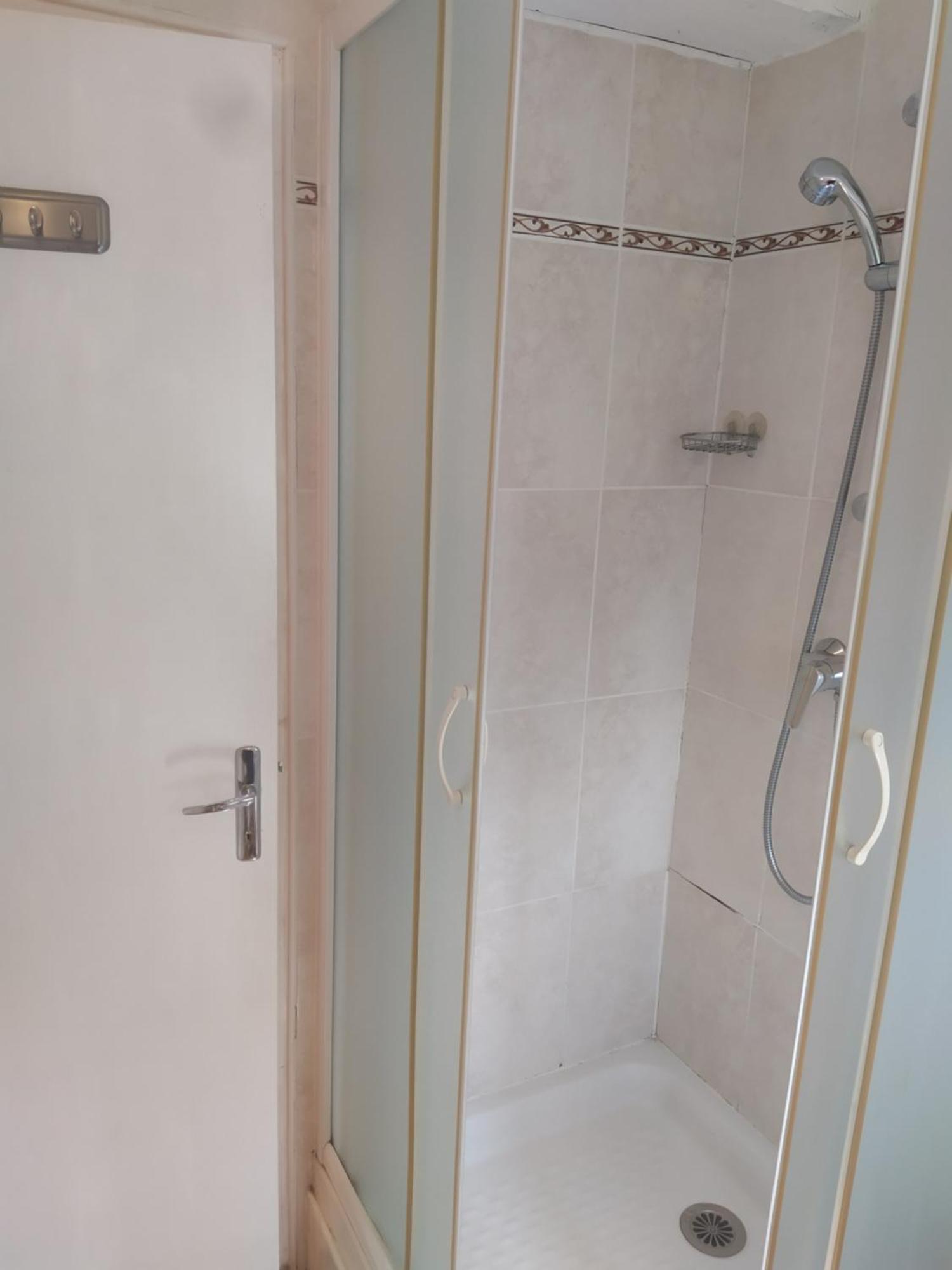 발레로그 La Grenouille B&B 외부 사진
